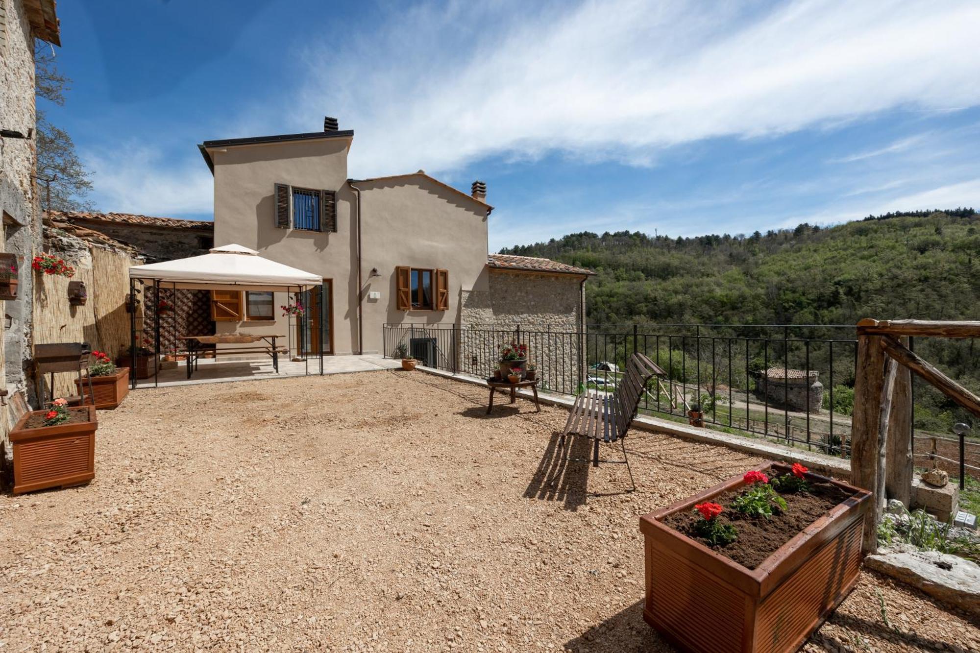 Podere Del Ciacchi Among Tuscany Greenery - Happy Rentals Montieri Экстерьер фото